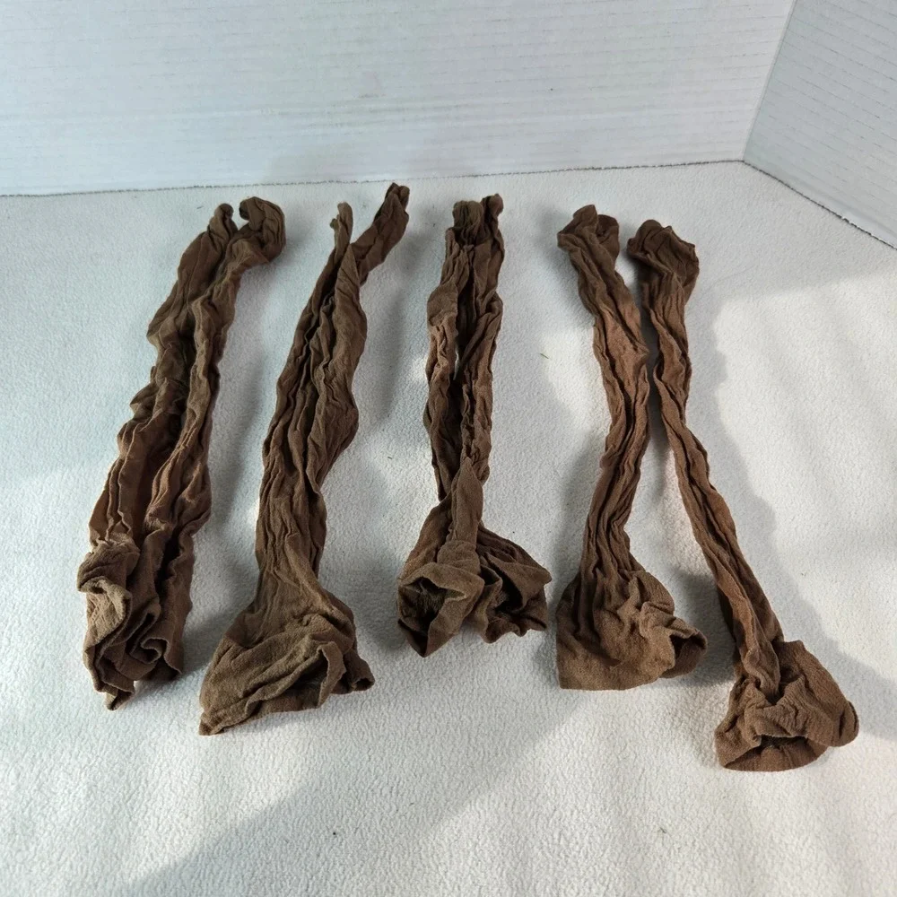 VTG Leggs Knee Highs 6 Pair Value Pack Suntan One Size‎ Sheer Toe Improved
